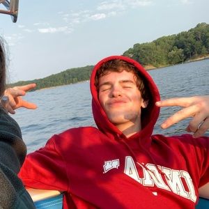 Meet your Posher, Nolan